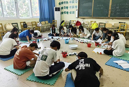 画里有话助成长——宿迁经贸高职心理健康教育中心举办“绘画伴我成长”活动回顾