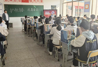 护航青春 远离毒品——宿迁经贸高职举办禁毒知识宣传主题班会