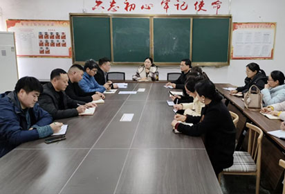 倾听心声 携手共进—宿迁经贸高职校领导深入系部开展学生管理工作座谈会