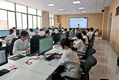 宿迁经贸高职：产教融合赋能学生成长，实践教学开启技能新篇
