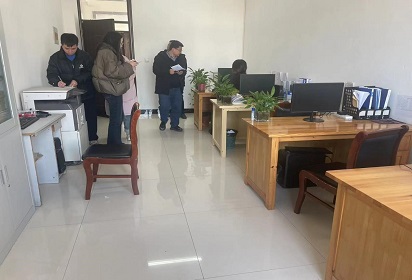 美化校园环境   净化师生心灵