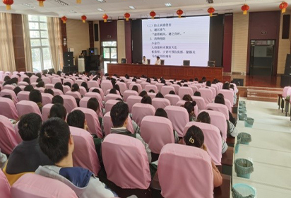 泗洪中专举办中医药传统文化进校园活动