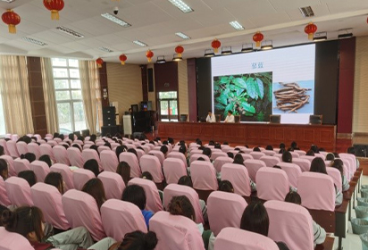 泗洪中专举办中医药传统文化进校园活动