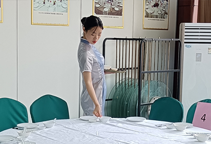 以赛促学、以赛促教、展风采、创未来