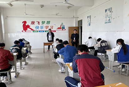 一技在手，未来无忧——泗阳中专举行技能鉴定考试