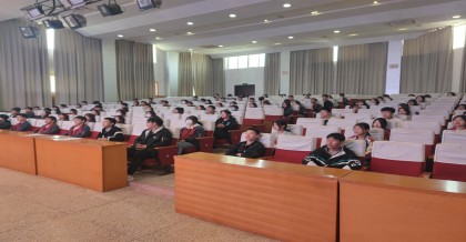 贯彻新思想 谱写新华章          -----泗阳中专开展“青年大学习”主题团课交流分享会