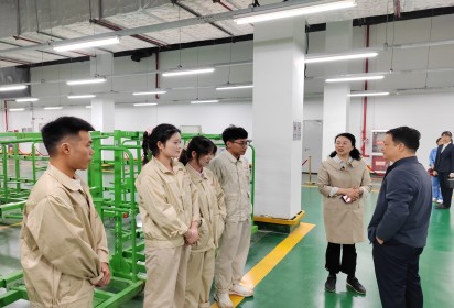 结对共建  惠企为民 ——江苏联院党委副书记李爱芬莅泗开展“惠企为民”活动