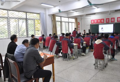 泗阳中专在市职业学校综合管理及德育督导中获好评