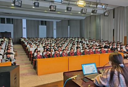 爱，从感恩开始 ——泗阳中专机电工程系心理健康讲座