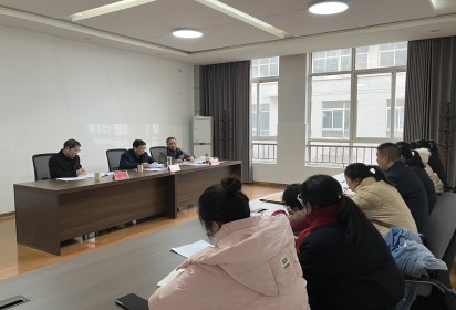 厚植课题之花 深耕教研之路 ——15项市规划课题开题论证、结题鉴定活动在泗阳中专举行