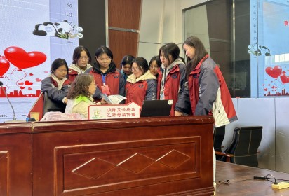 守护花季 静待花开——泗阳中专开展青春期女生心理健康教育