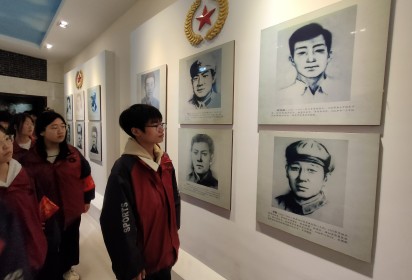 缅怀革命先烈  传承红色基因 ——泗阳中专开展祭扫英烈活动