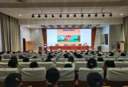 直面挫折，阳光心态 ——泗阳中专服装工程部开展心理健康教育讲座