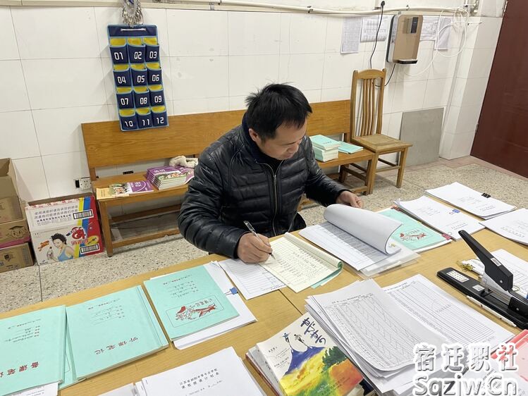 教学业务常规检查，促进教师共同成长 ——泗阳中专开展教学业务检查活动