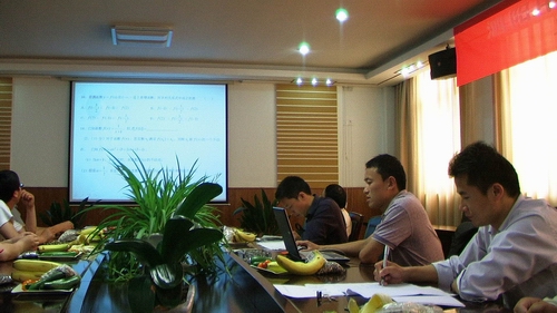 泗阳中等专业学校举行文化课教学研讨会