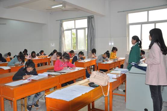 泗阳中等专业学校举行新学期学生专业技能月赛
