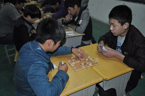 宿豫中等专业学校成功举办“友谊杯”象棋比赛