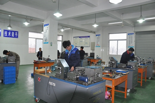 泗阳中专圆满完成2014年市职业院校技能大赛赛点组织工作