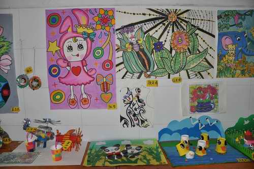 泗阳中专举行学生手工制作展
