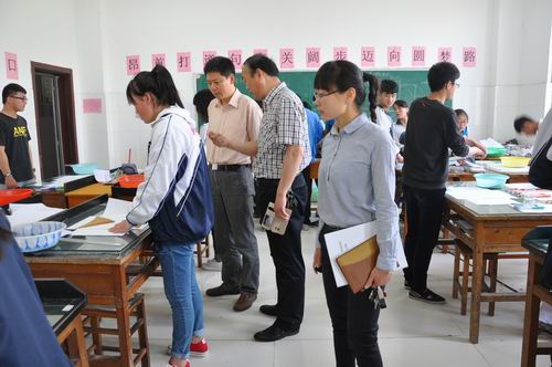 泗阳中专接受省高水平现代化职业学校项目建设现场考察